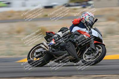 media/Jan-14-2023-SoCal Trackdays (Sat) [[497694156f]]/Turn 4 Set 2 (1030am)/